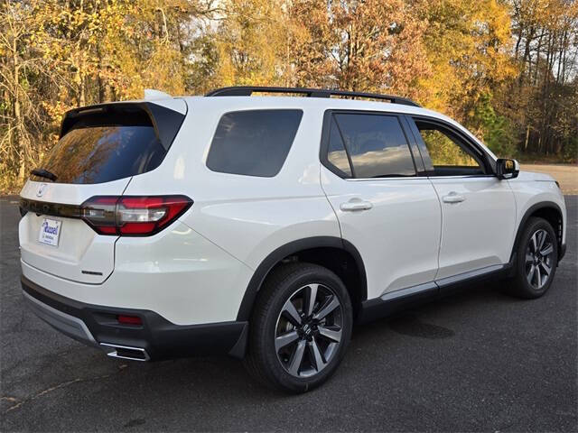 2025 Honda Pilot Touring