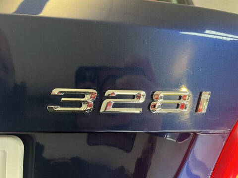 2011 BMW 3 Series 328i