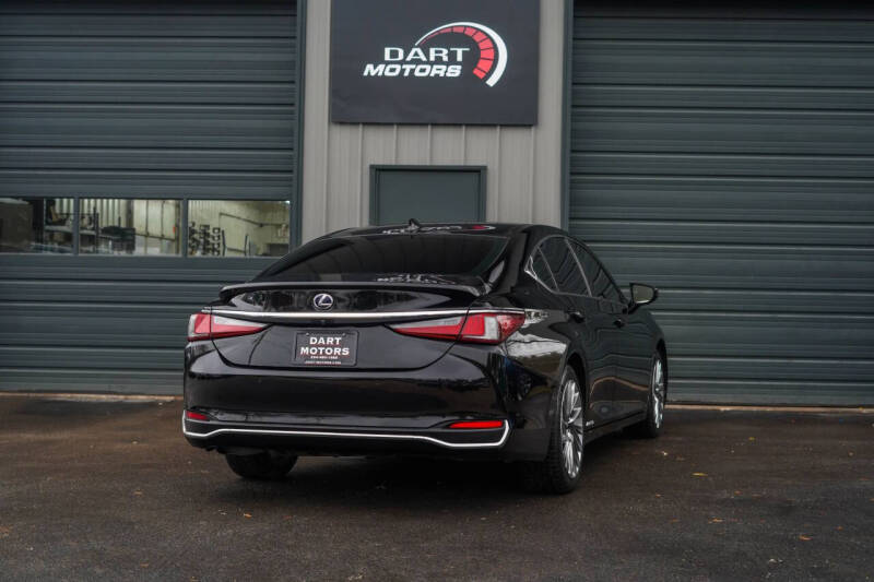 2020 Lexus ES 300h Ultra Luxury