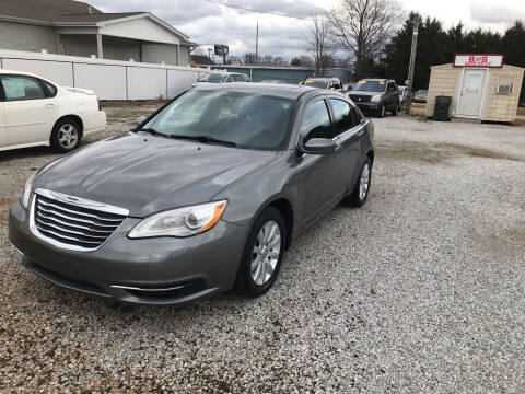 2013 Chrysler 200 for sale at B AND S AUTO SALES in Meridianville AL