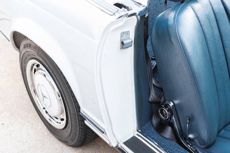 1969 Mercedes-Benz 280-Class