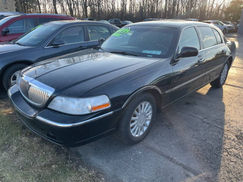 2005 Lincoln Town Car for sale at Millennium Auto LLC in Racine WI