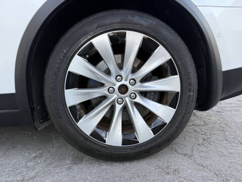 2020 Tesla Model X Long Range Plus