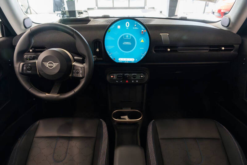 2025 MINI Hardtop 2 Door Cooper S Signature Trim