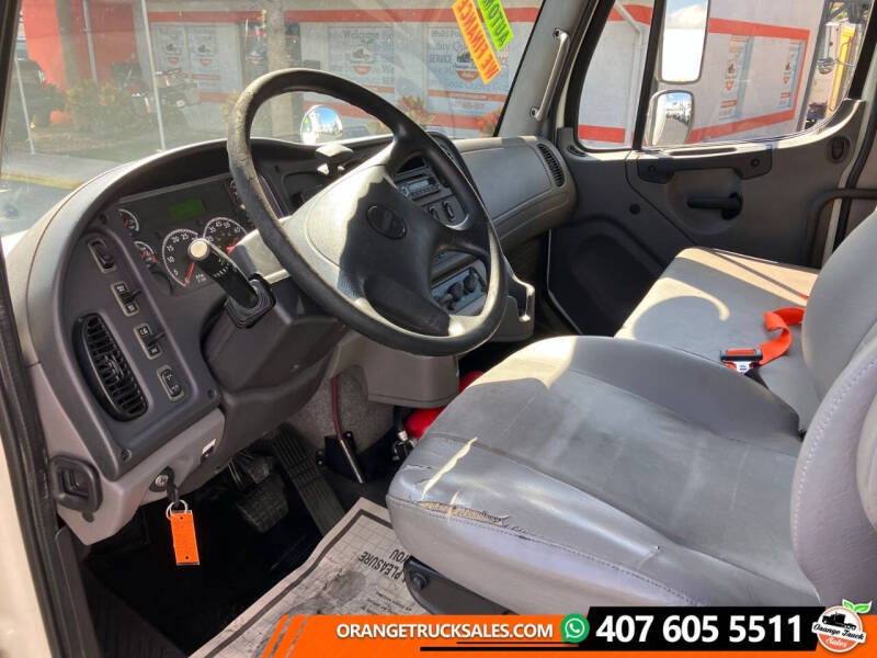 2016 Freightliner M2 106