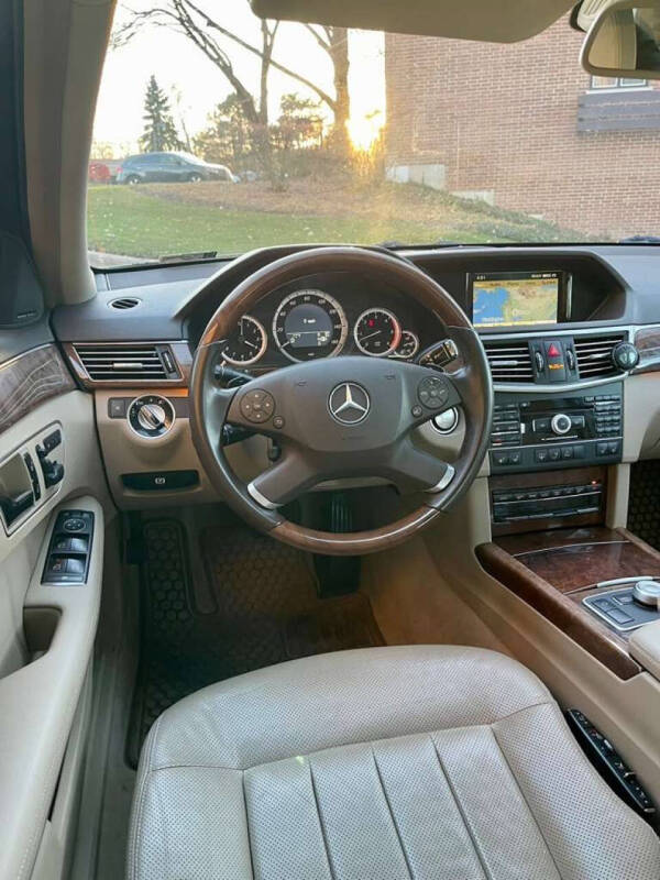 2011 Mercedes-Benz E-Class E 350 BlueTEC Luxury