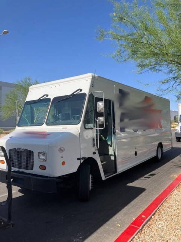 2017 Freightliner MT55 Chassis