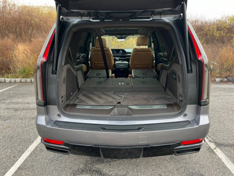 2021 Cadillac Escalade Sport