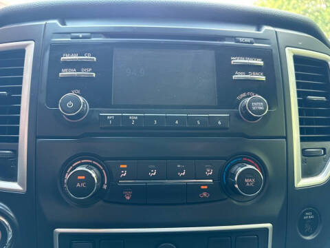 2017 Nissan Titan S