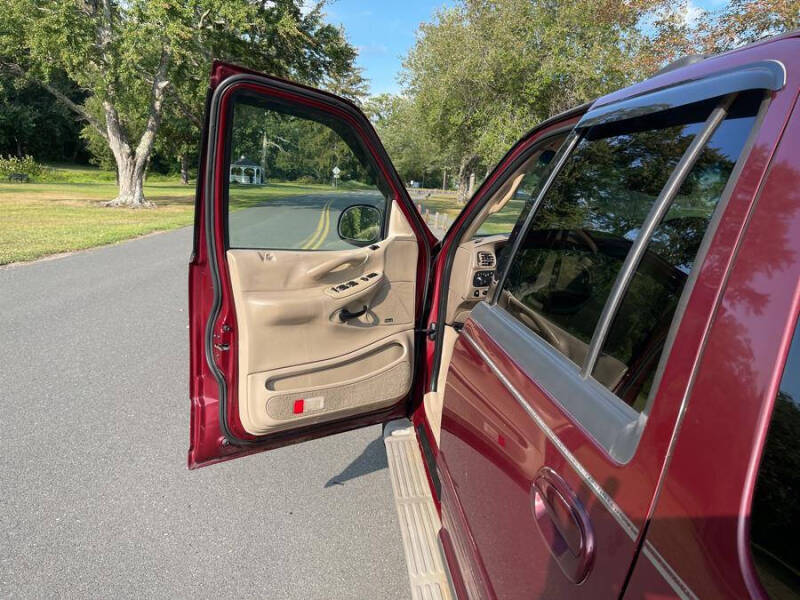 2001 Ford Expedition Eddie Bauer