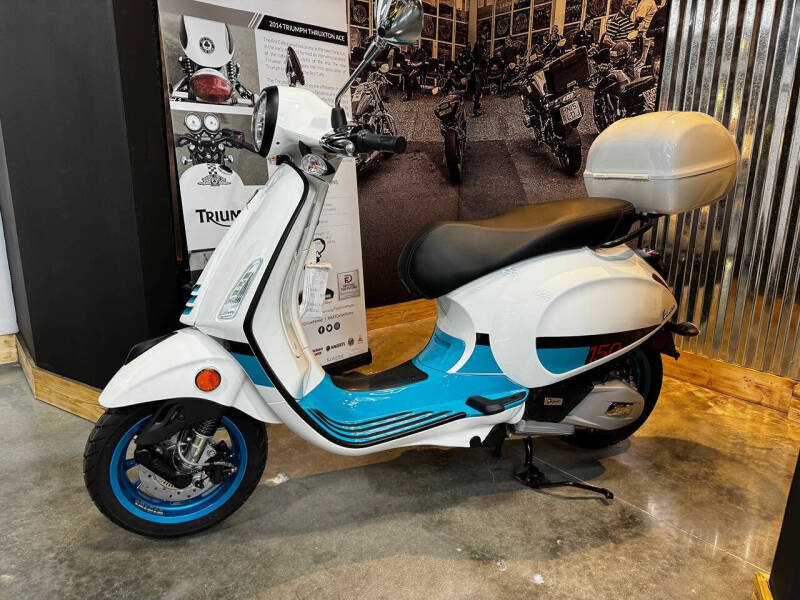 2023 Vespa Primavera 150 Tech
