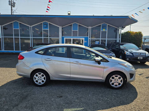 2013 Ford Fiesta SE
