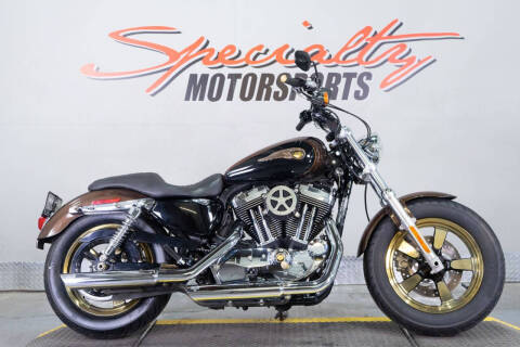2013 Harley-Davidson Sportster 1200 Custom
