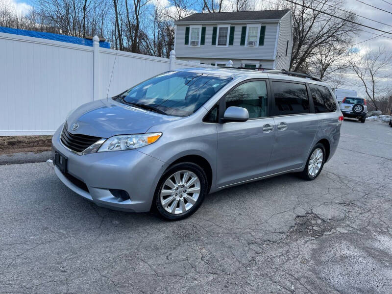 2011 Toyota Sienna for sale at MOTORS EAST in Cumberland RI