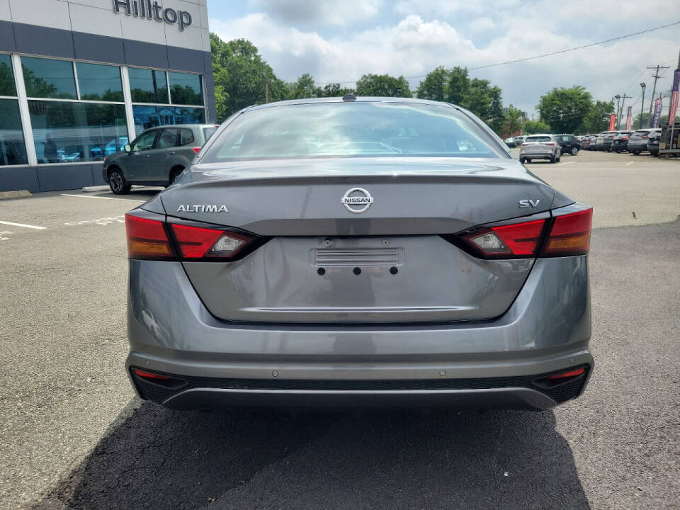 2021 Nissan Altima for sale at HILLTOP NISSAN in East Hanover, NJ