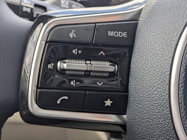 2025 Kia Carnival SX