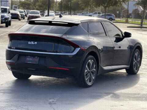 2024 Kia EV6 Light