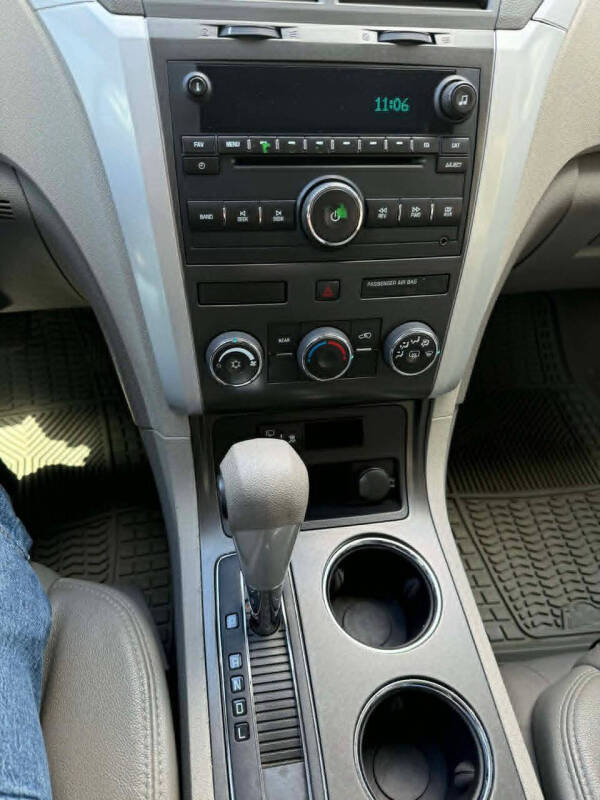 2009 Chevrolet Traverse LS