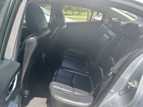 2018 Mazda MAZDA3 Touring