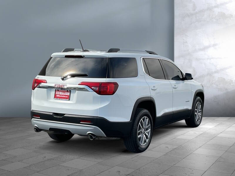 2018 GMC Acadia SLE-2