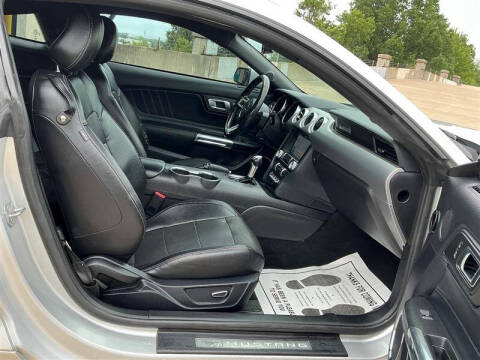 2019 Ford Mustang EcoBoost