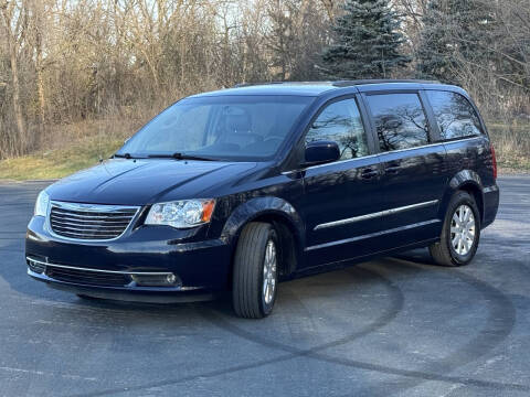 2013 Chrysler Town and Country Touring