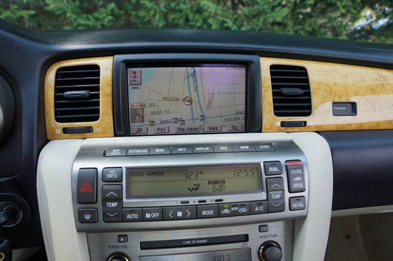 2004 Lexus SC 430