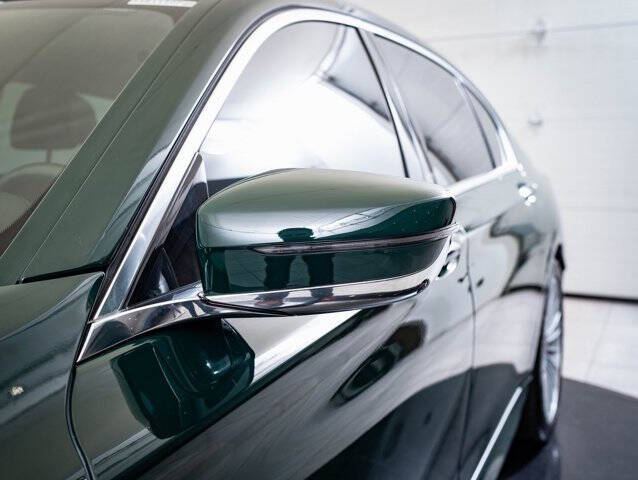 2022 BMW 7 Series ALPINA B7 xDrive