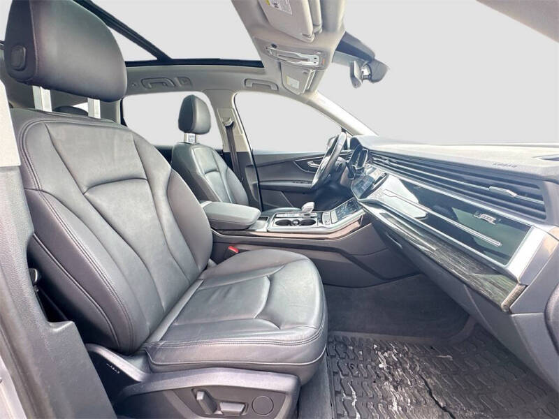 2022 Audi Q7 quattro Premium 55 TFSI