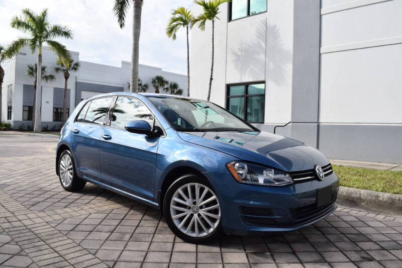 2015 Volkswagen Golf TDI SE