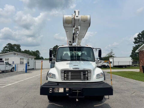 2016 Freightliner M2 106