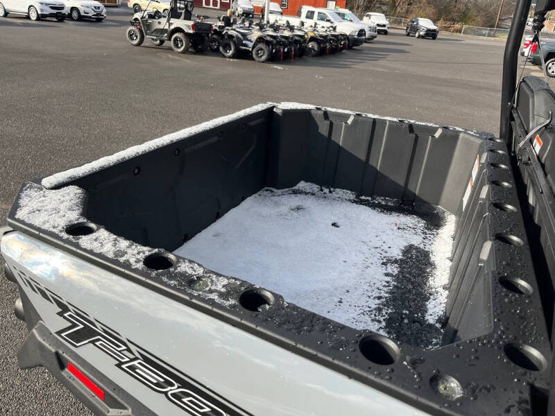 2025 Massimo T-BOSS 560