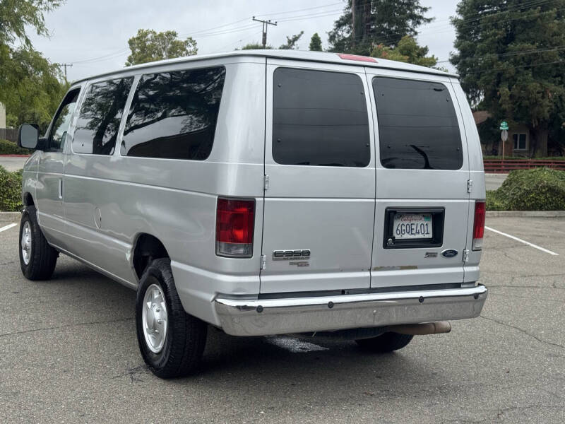 2009 Ford E-Series E-350 SD XL
