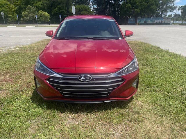 2019 Hyundai Elantra SE
