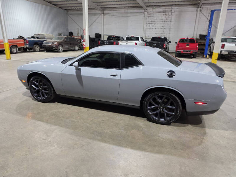 2021 Dodge Challenger SXT