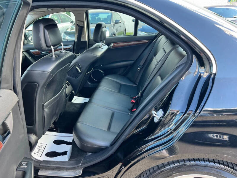 2009 Mercedes-Benz C-Class