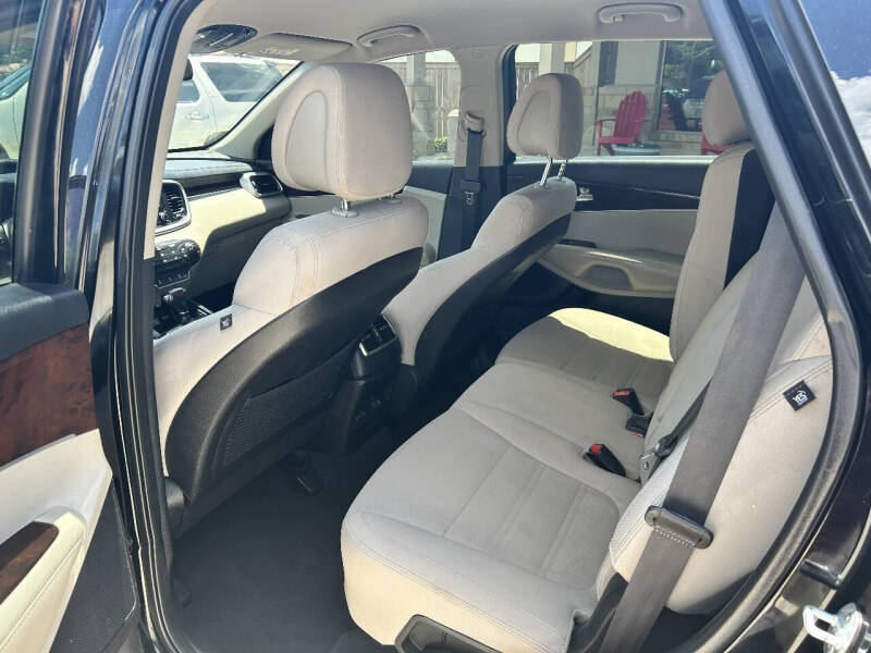 2016 Kia Sorento LX