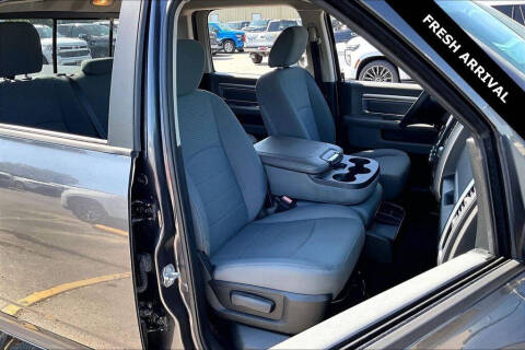 2017 RAM 1500 SLT