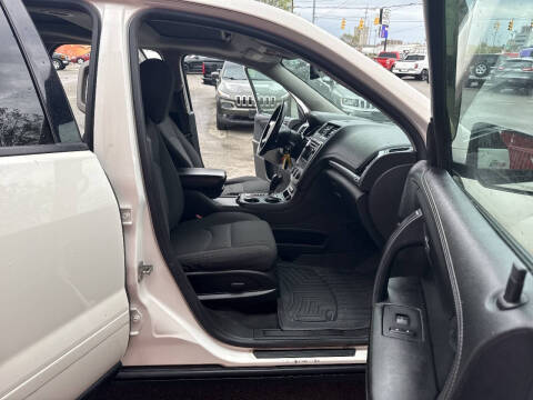 2014 GMC Acadia SLE-2