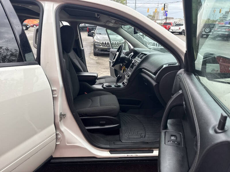 2014 GMC Acadia SLE-2