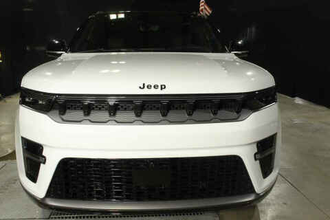 2026 Jeep Grand Wagoneer Summit Reserve
