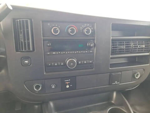 2017 Chevrolet Express 2500