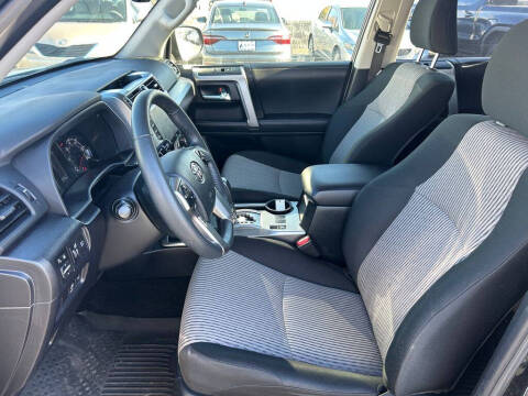 2024 Toyota 4Runner SR5