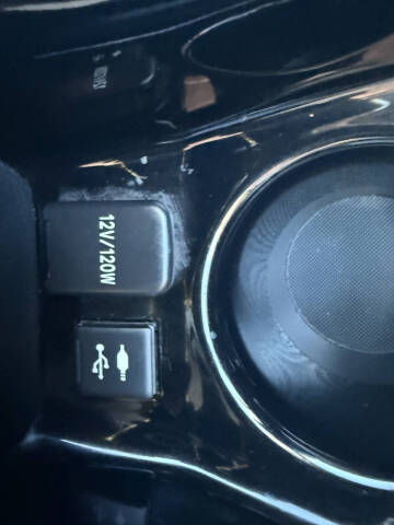 2019 Toyota Prius XLE