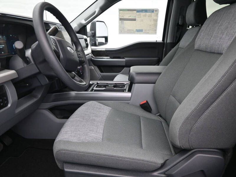 2026 Ford F-350 Super Duty XLT