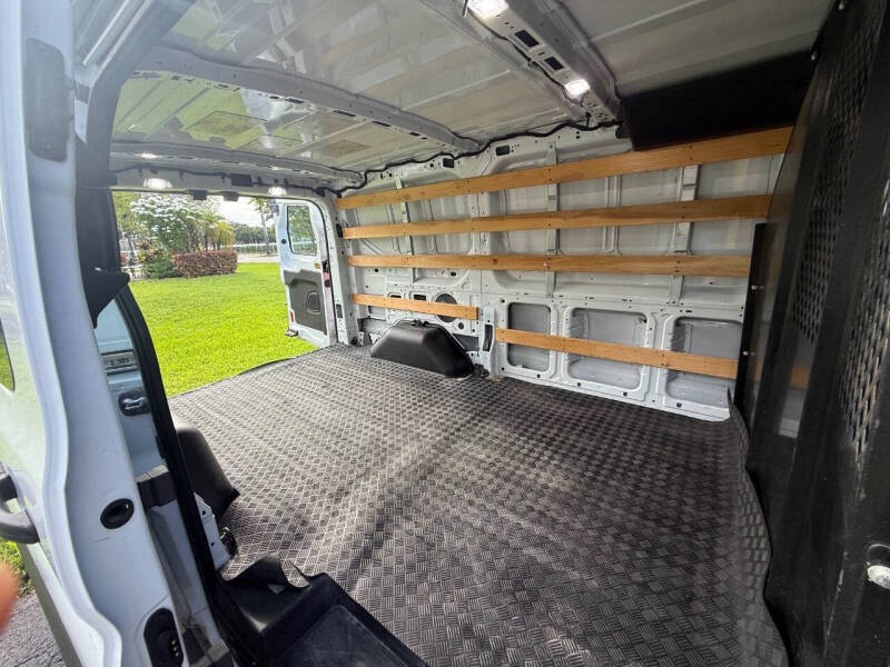 2020 Ford Transit 250