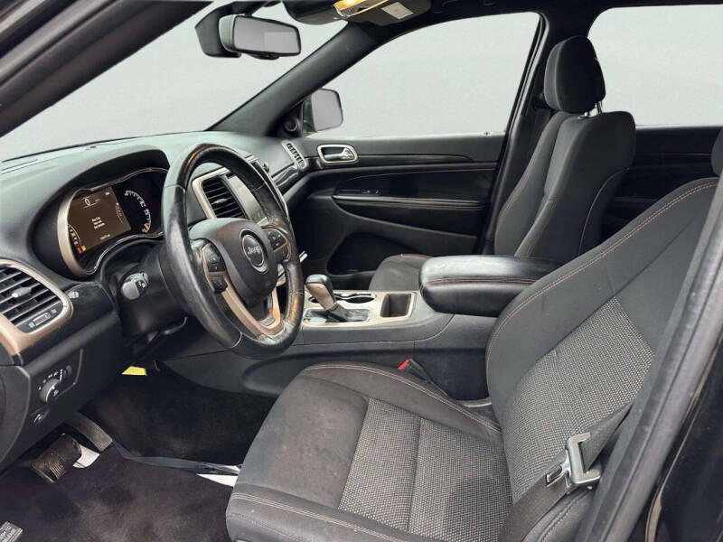 2016 Jeep Grand Cherokee Laredo