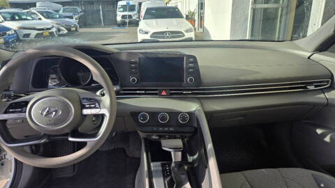 2021 Hyundai Elantra
