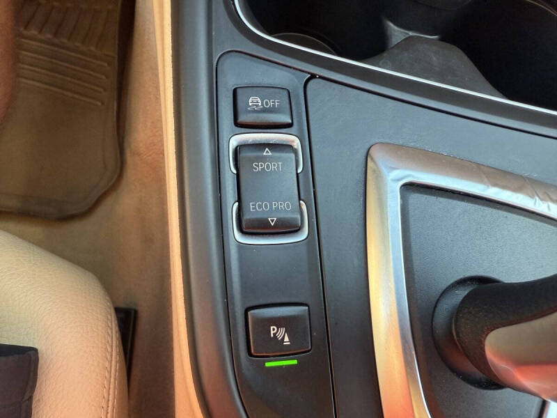 2015 BMW 3 Series 328i