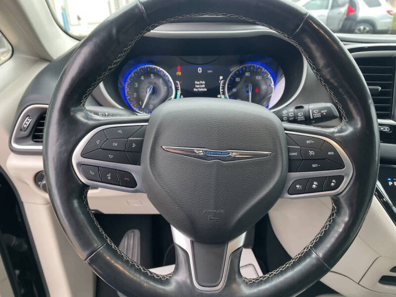 2021 Chrysler Pacifica Touring L